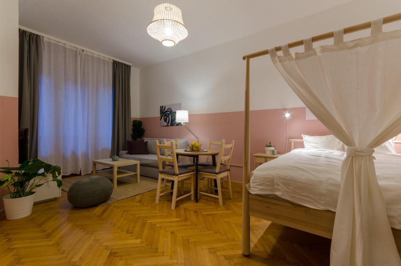 شقة Studio Next To Kiraly Street Kd11 بودابست المظهر الخارجي الصورة