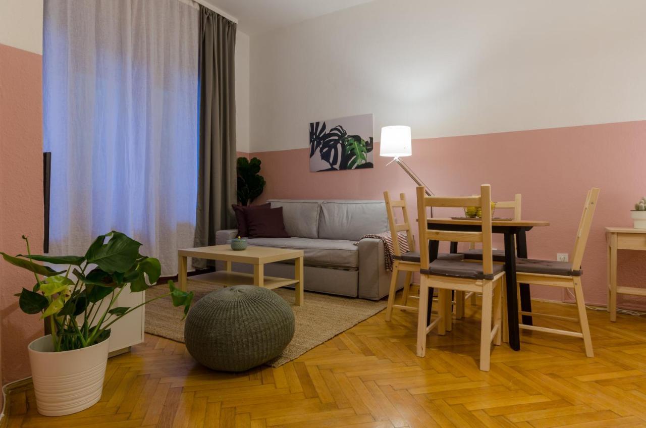 شقة Studio Next To Kiraly Street Kd11 بودابست المظهر الخارجي الصورة